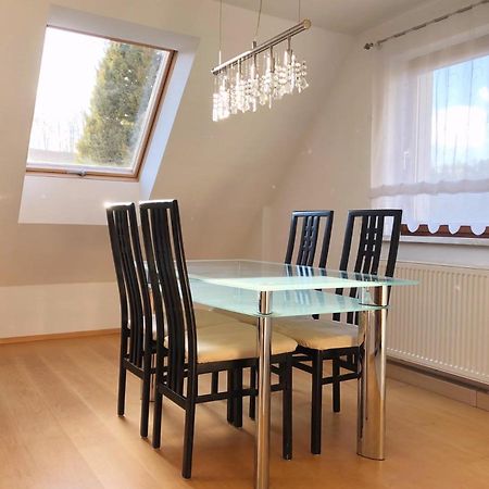 Grosse Wohnung Mit 2 Schlafzimmern Altensteig Exteriör bild